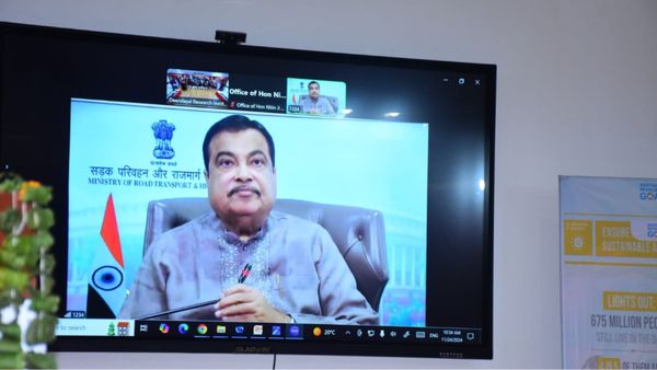 'हम आदर्श शहर ही नहीं आदर्श गांव भी बनाएंगे', नितिन गडकरी ने सेमिनार कार्यक्रम को वर्चुअली किया संबोधित