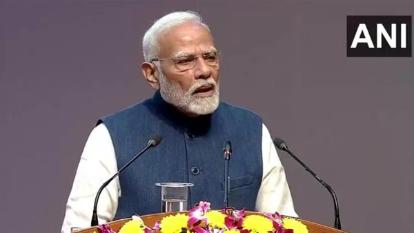 Constitution Day: सुप्रीम कोर्ट में समारोह में बोले पीएम मोदी, कहा-'जम्मू कश्मीर में संविधान पूरी तरह लागू'