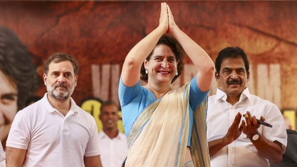 'घर और ऑफिस आपके लिए खुले हैं', MP बनने के बाद वायनाड में प्रियंका गांधी का पहला भाषण, जानिए क्या-क्या कहा?