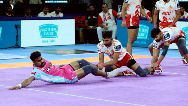 Pro Kabaddi League: जयपुर पिंक पैंथर्स ने लगाई लम्बी छलांग, गुजरात को किया धांसू अंदाज में पराजित