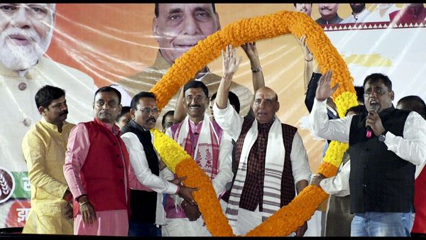 एकता और संस्कृति की रक्षा सीमा सुरक्षा जितनी ही महत्वपूर्ण: राजनाथ सिंह