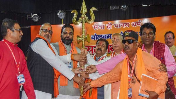 Bihar Politics: 4-0 से हरा कर महागठबंधन के अहंकार की हवा निकाल दी, सम्राट चौधरी ने बताया कैसे मिला ये जनादेश