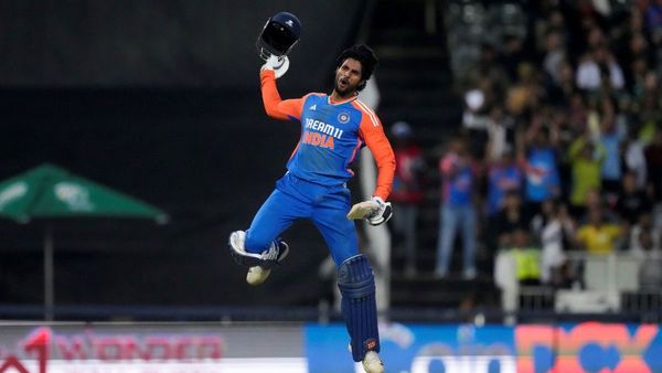 ICC RANKINGS: तिलक वर्मा ने टी20 रैंकिंग में काटा बवाल, 69 स्थानों की छलांग लगाकर तीसरे नंबर पर पहुंचे