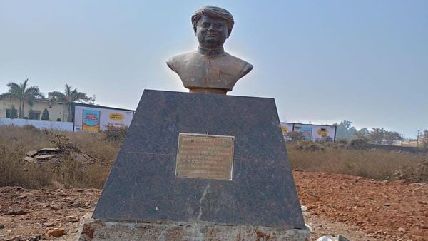 कटनी बायपास मार्ग पर माधवराव सिंधिया की प्रतिमा का आपत्तिजनक स्थानांतरण, NHAI ने 4 कर्मचारियों को किया निलंबित