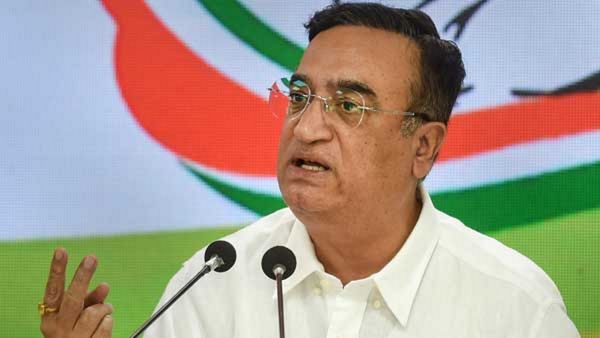 Delhi: दिल्ली में कांग्रेस हमलावर, AAP और BJP पर कुप्रबंधन और अधूरे वादों का आरोप, 12 सूत्री श्वेत पत्र जारी