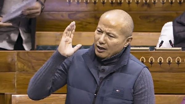 'कहां था संविधान?', ओटिंग नरसंहार को लेकर मणिपुर के सांसद ने उठाए सवाल, आर्थर ने पीएम के बारे में क्या कहा?