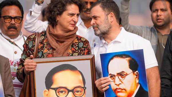 Ambedkar Row: कांग्रेस का देशभर में विरोध प्रदर्शन, अमित शाह के इस्तीफे की मांग