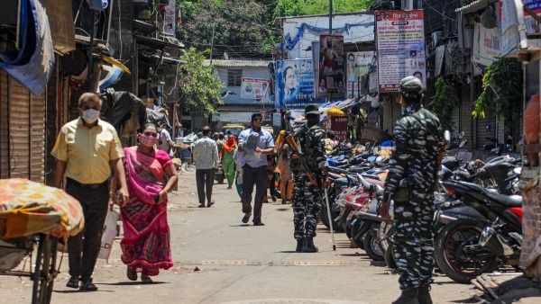 नवी मुंबई में रोड रेज का मामला आया सामने, डॉक्टर पर हमला करने के आरोप में 15 CISF कर्मियों पर मामला दर्ज