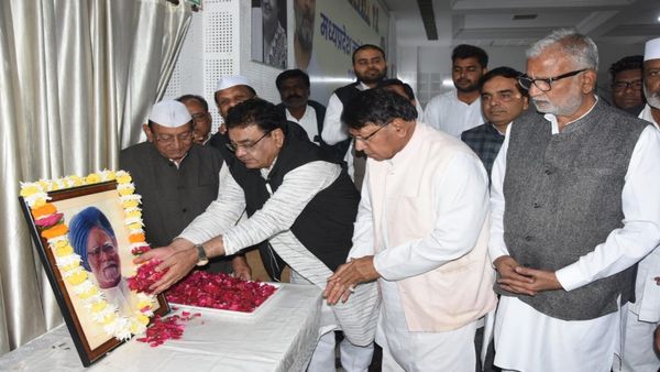 MP News:डॉ मनमोहन सिंह का निधन: देश ने खो दिया महान अर्थशास्त्री और नेता, कांग्रेस नेताओं ने दी श्रद्धांजलि