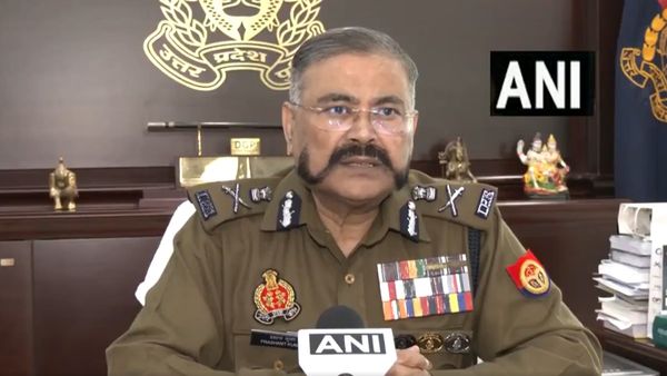 Digital Warriors: फेक न्यूज से निपटने के लिए UP पुलिस का 'डिजिटल वॉरियर्स' कैंपेन, महाकुंभ को लेकर कसी कमर