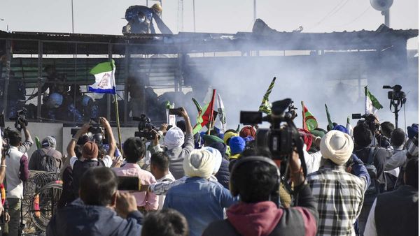 Farmer Protest: 'कृषि मंत्री करें वार्ता...नहीं तो रविवार को फिर दिल्ली कूच', केंद्र को किसानों का अल्टीमेटम