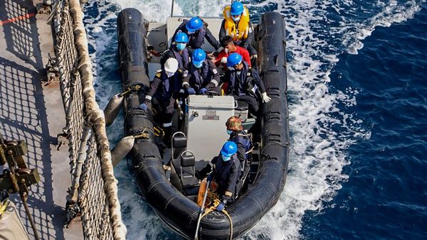 Goa Boat Accident: गोवा के कलंगुट बीच पर नाव पलटने से एक व्यक्ति की मौत, 20 लोगों की जान यूं बची