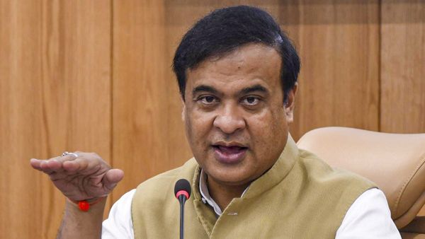 Assam: एनआरसी के लिए आवेदन न करने वालों को नहीं मिलेगा आधार कार्ड, असम सरकार का बड़ा फैसला