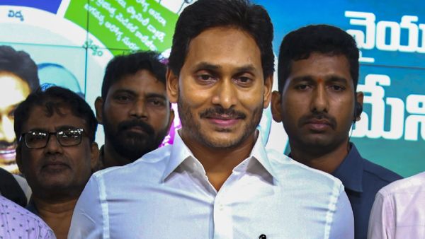 Waqf Amendment Bill 2024: जगन मोहन रेड्डी की पार्टी का बदला रुख, TDP खामोश क्यों? यहां समझें सबकुछ