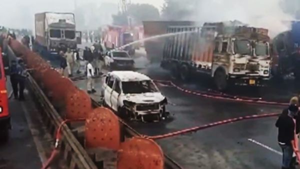 Jaipur Tanker Blast: केमिकल टैंकर ब्लास्ट से तबाही! 7 की मौत, 30 से ज्यादा जख्मी, 20 गाड़ियां खाक