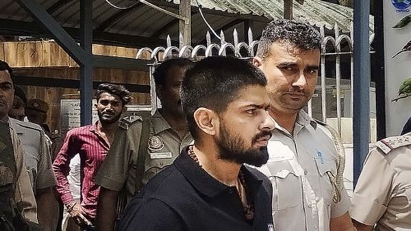 कनाडा के बाद अब लॉरेंस बिश्नोई गैंग की कैलिफोर्निया में दहशत, स्टॉकटोन में शूटआउट की ली जिम्मेदारी