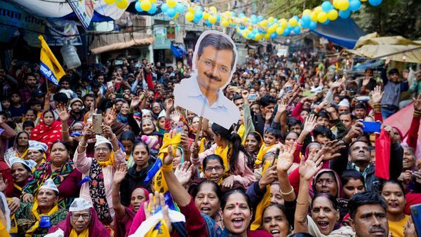 दिल्‍ली विधानसभा चुनाव 2025: महिलाओं की योजना का इतिहास कायम रहा तो अबकी फिर AAP सरकार