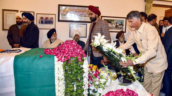 Manmohan Singh: पार्टी लाइन से परे जाकर मनमोहन सिंह ने की थी चंद्रबाबू नायडू की मदद, नारा लोकेश ने बताई कहानी