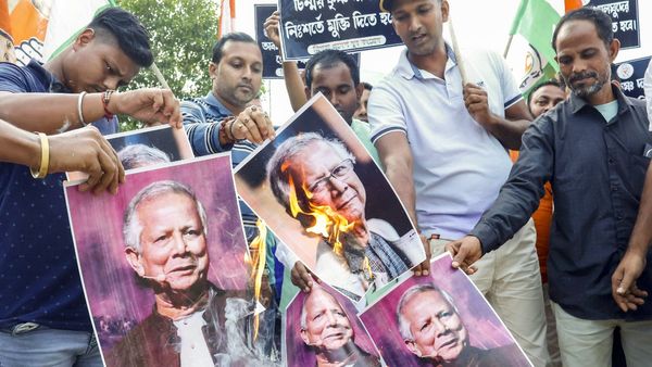 Bangladesh News: मोहम्मद यूनुस के खिलाफ नोबेल कमेटी से शिकायत, बराक वैली के लोगों ने की यह मांग