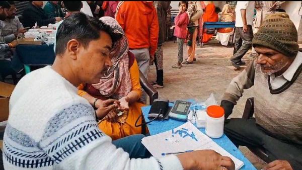 Ground Report: बागपत का गांव जहां दो माह में हुईं 40 मौतें, ग्रामीणों ने जो बताया सुन उड़ जाएंगे होश