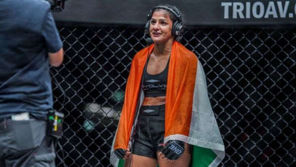भारतीय MMA फाइटर ऋतु फोगाट की वापसी का ऐलान, कब और कहां होगा मुकाबला?