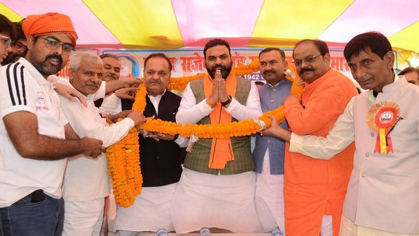 Bihar News: नया गांव रेलवे स्टेशन का नाम भी सेनानी राजेन्द्र सिंह रेलवे स्टेशन किया जाय- सम्राट चौधरी