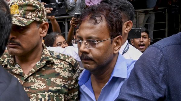 Kolkata doctor case: पूर्व प्रिंसिपल संदीप घोष को मिली जमानत, CBI आरोपपत्र दाखिल करने में रही विफल