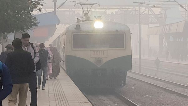 Exam Special Trains: रेलवे भर्ती परीक्षा की तैयारी कर रहे छात्रों के लिए अच्छी ख़बर,स्पेशल ट्रेनें चलाई जाएंगी