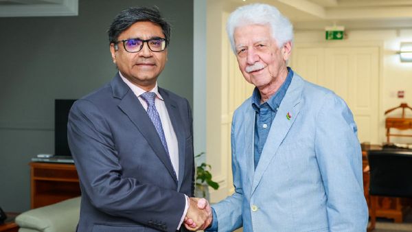 भारत- मॉरीशस के बीच सचिव स्तर की वार्ता, आर्थिक विकास को गति देने पर जोर