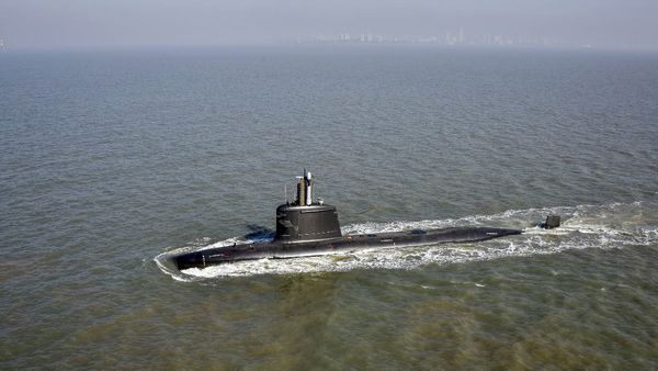 AIP Submarine: जर्मनी ने जीती भारत की AIP पनडुब्बी डील? स्पेनिश कंपनी का ऑफर खारिज, आगे क्या?