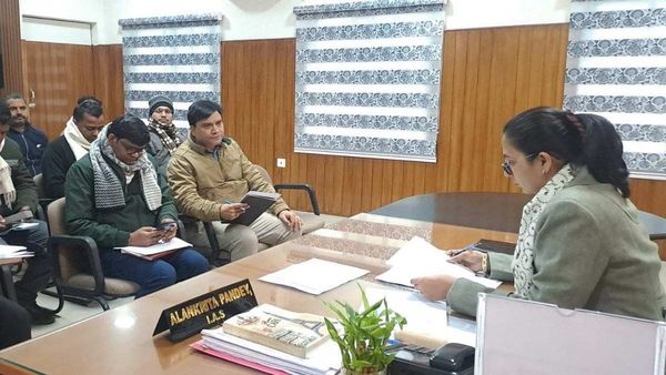 Jehanabad News: IAS अलंकृता पांडेय ने धान खरीदी को लेकर दिए सख्त निर्देश, DM की पहल से किसानों में खुशी की लहर