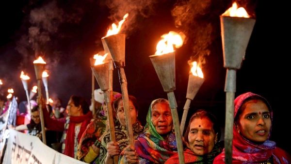 Bhopal Gas Tragedy Waste: यूनियन कार्बाइड कचरे पर पीथमपुर में हंगामा, CM ने न्यायिक प्रक्रिया पर जताया भरोसा