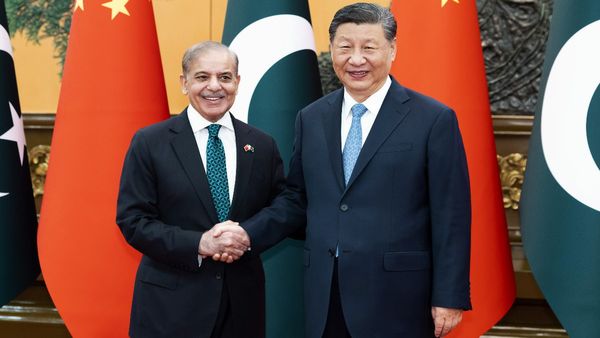 CPEC 2.0: चीन और पाकिस्तान ने की सीपीईसी 2.0 की घोषणा, ड्रैगन ने फिर जिन्ना के देश को दिखाया विकास का लॉलीपॉप!