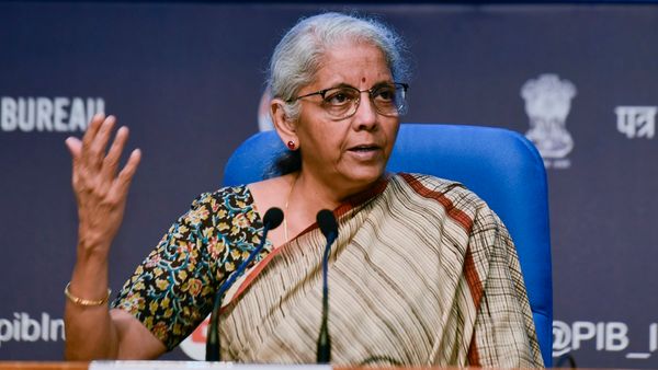 Economic Survey: क्या है इकोनॉमिक सर्वे? बजट से पहले क्यों होता है पेश? जानें प्री-बजट डॉक्यूमेंट के बारें में