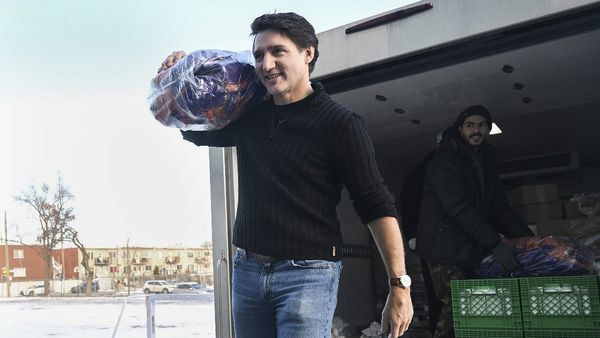 Justin Trudeau: नाइटक्लब बाउंसर से प्रधानमंत्री तक का सफर, जस्टिन ट्रूडो का राजनीतिक सूरज कैसे हुआ अस्त?