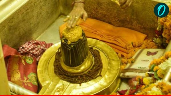 Maha Kumbh 2025: श्री काशी विश्वनाथ मंदिर में स्पर्श दर्शन पर 26 फरवरी तक रोक, श्रद्धालु करेंगे झांकी दर्शन