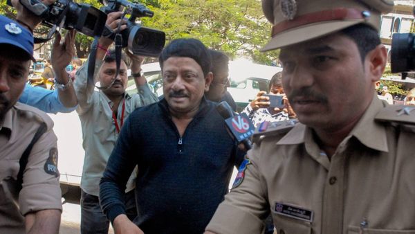 डायरेक्टर Ram Gopal Varma को Cheque Bounce Case में 3 महीने की जेल, गैर-जमानती वारंट जारी: रिपोर्ट