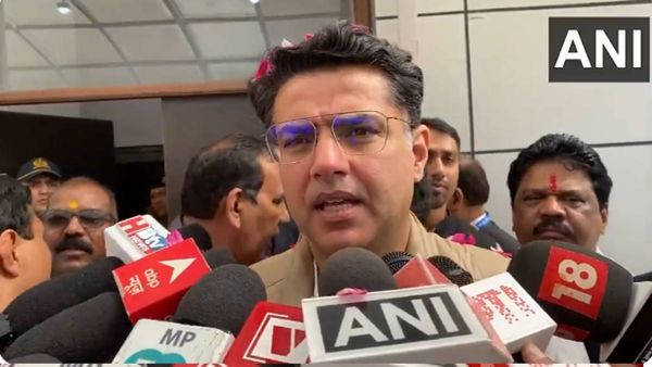 एमी में कांग्रेस की मेगा रैली, संविधान बचाओ का नारा, पायलट बोले- लड़ाई उन ताकतों से जो संविधान को कर रहे कमजोर