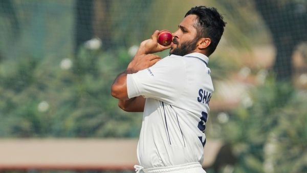 शार्दुल ठाकुर ने हैट्रिक लेकर BCCI को ललकारा, शतक के बाद गेंदबाजी में गदर मचाकर ठोका टीम इंडिया के लिए दावा