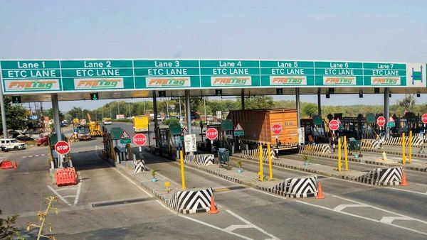 मुंगेर-मिर्जाचौकी फोरलेन हाइवे पर 2-2 जगह देना होगा Toll Tax, करोड़ों की लागत से हो रहा Toll Plaza का निर्माण