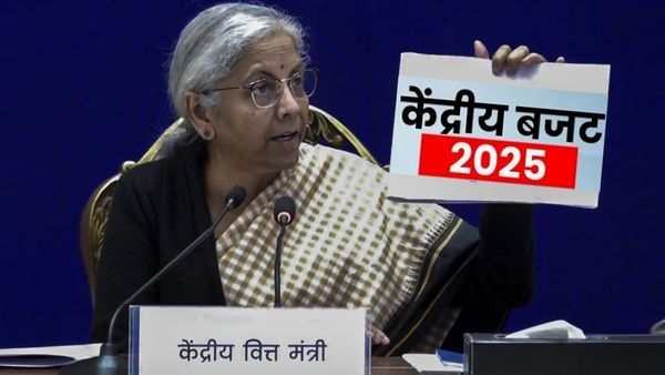 Union Budget 2025: बजट को समझना है तो वित्तमंत्री के बजट भाषण से पहले जानें 10 खास शब्दों के अर्थ