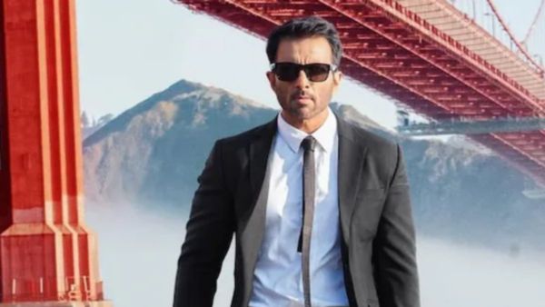 बॉक्स ऑफिस पर औंधे मुंह गिरी सोनू सूद की फिल्म, एक्टर से डायरेक्टर बने फिर भी नहीं मिली 'फतेह'