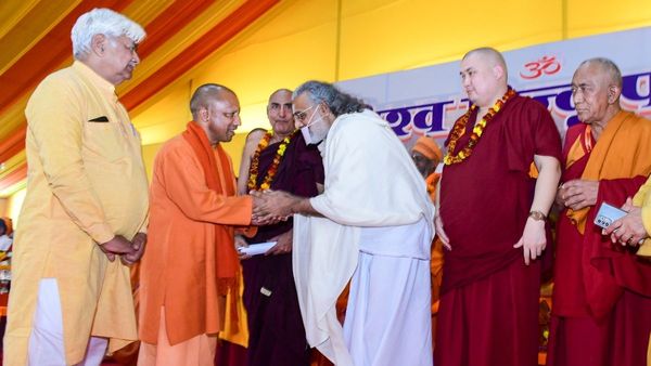 VHP ने 'जनसंख्या असंतुलन' को ठीक करने का बताया समाधान! कहा-हर हिंदू परिवार में होने चाहिए तीन बच्चे