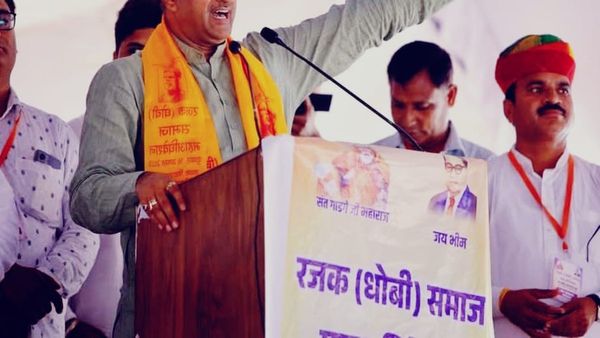 MP News: कुम्हार और रजक जातियों में असमानता, हाईकोर्ट ने राज्य सरकार और एससी-पिछड़ा आयोग को जारी किया नोटिस