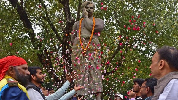 पुण्यतिथि विशेष: कैसे मिला था चंद्रशेखर को ‘आजाद' नाम ? जानिए