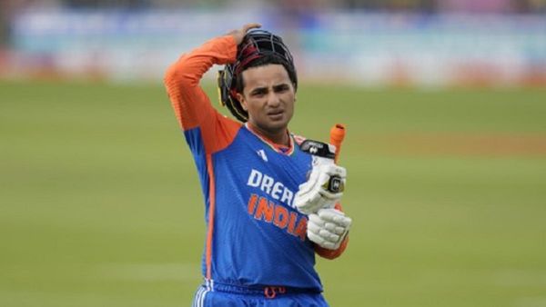 मॉडल तान्या सिंह सुसाइड मामले में अभिषेक शर्मा का बयान दर्ज, पुलिस ने क्रिकेटर से पूछे ये सवाल