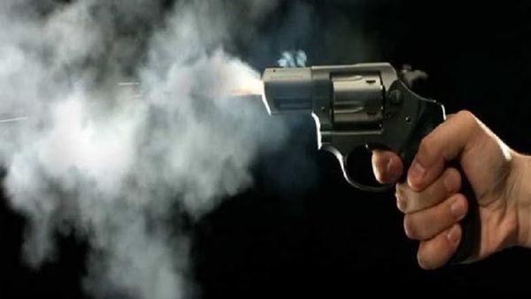 Swedish School Firing: स्कूल में फायरिंग की सनक! चलीं ताबड़तोड़ गोलियां, 5 घायल, छिपाए गए बच्चे