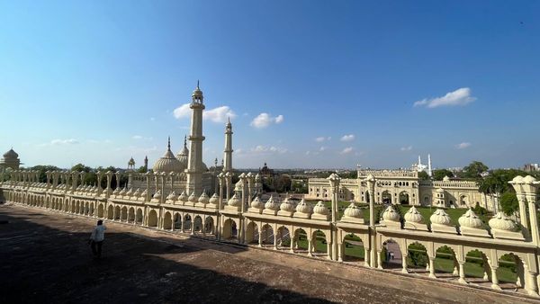 Gems of Lucknow: इतिहास, शाही विरासत और स्वाद का अनोखा संगम! लखनऊ के 10 बेस्ट डेस्टिनेशन
