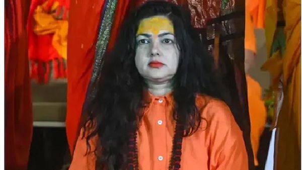 Mamta Kulkarni फिर बनीं महामंडलेश्वर, कहा- मैं आभारी हूं, जानें क्या हुआ एक्ट्रेस के साथ