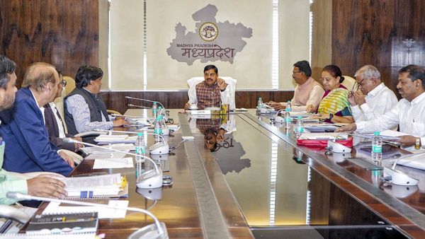 OPINION: मध्य प्रदेश में स्कूली शिक्षा क्षेत्र के लिए दो-दो बड़ी खुशखबरी,सैलरी भी बढ़ेगी, नई भर्तियां भी होंगी